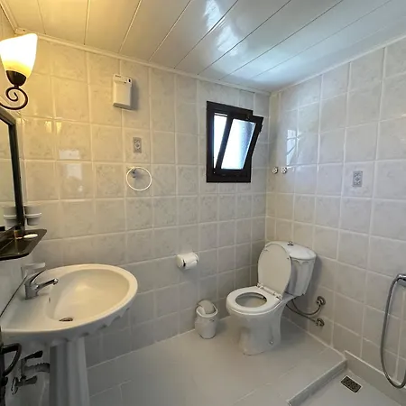 New Sedan Pansiyon Αλικαρνασσός